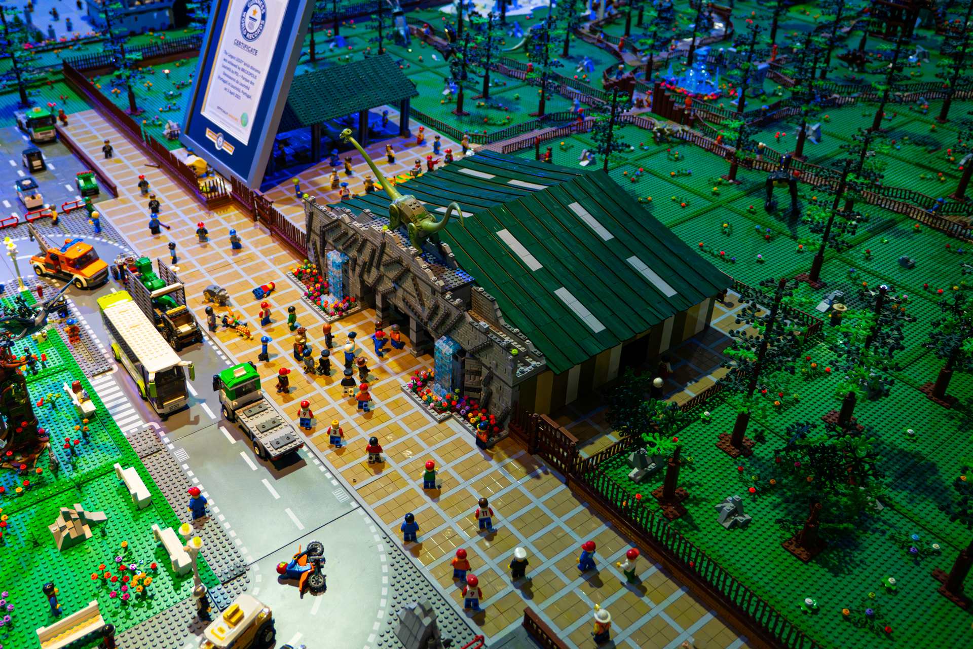Brickopolis (152 of 323)